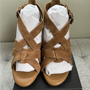 New Banana Republic Factory Leather Strappy Heeled Sandals